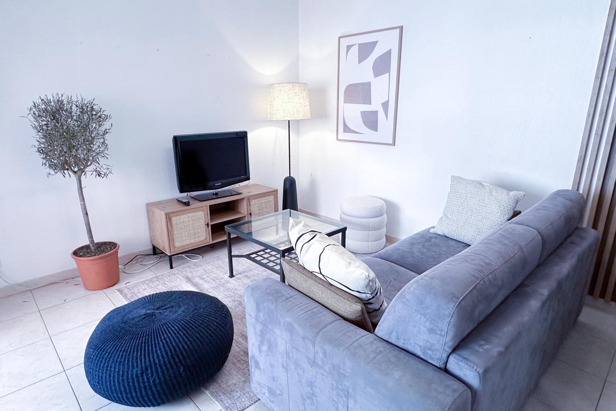 St Roch 2 - Appart 300 M De La Gare, Clim, Terrasse, Garage Antibes Bagian luar foto